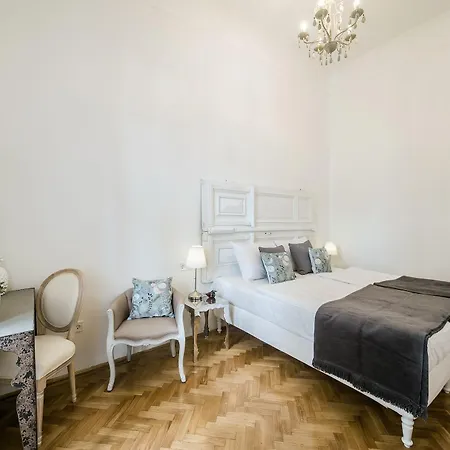 Beletage-boutique Hotel