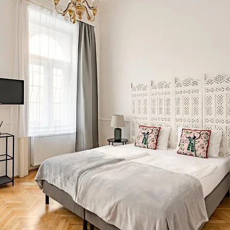 Beletage-boutique 3*