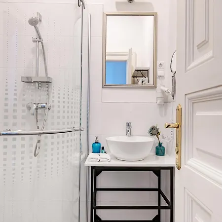 Beletage-boutique 3*