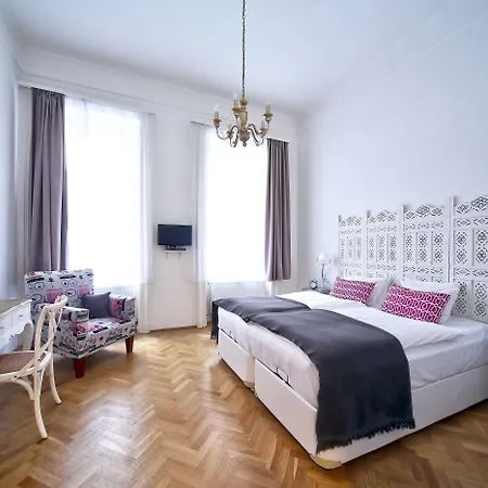 Beletage-boutique Hotel 4*